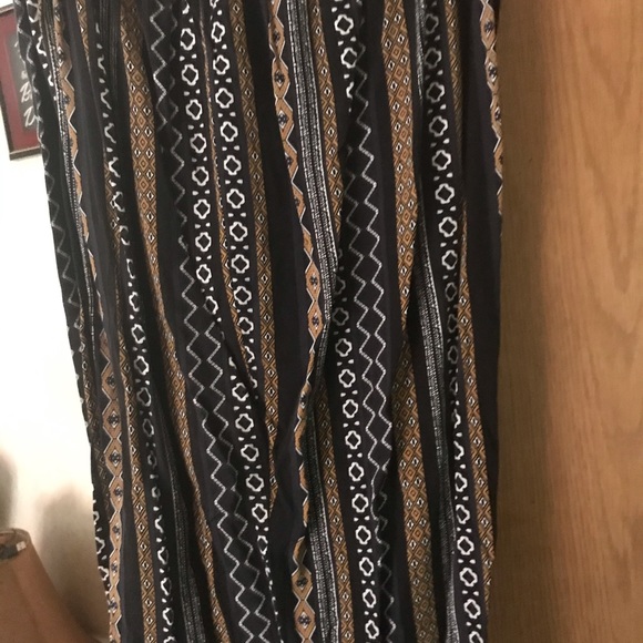 NWOT.; Dressy pants - Picture 3 of 3